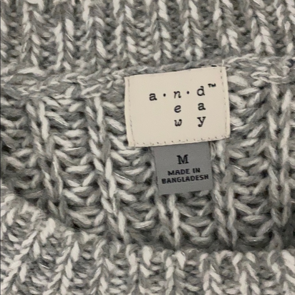sweater - Picture 2 of 2
